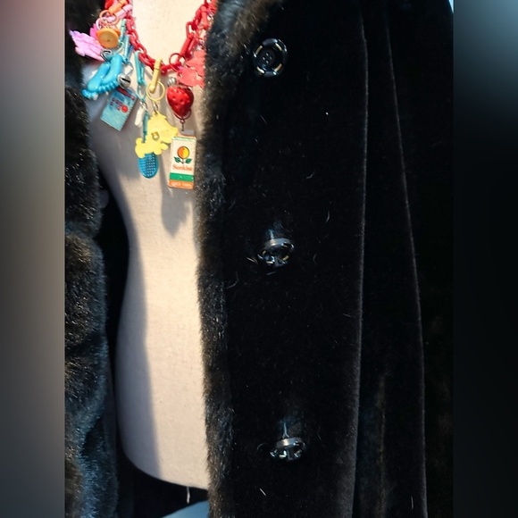 Vintage Ulta Seal Sportowne faux fur jacket- - Picture 4 of 5